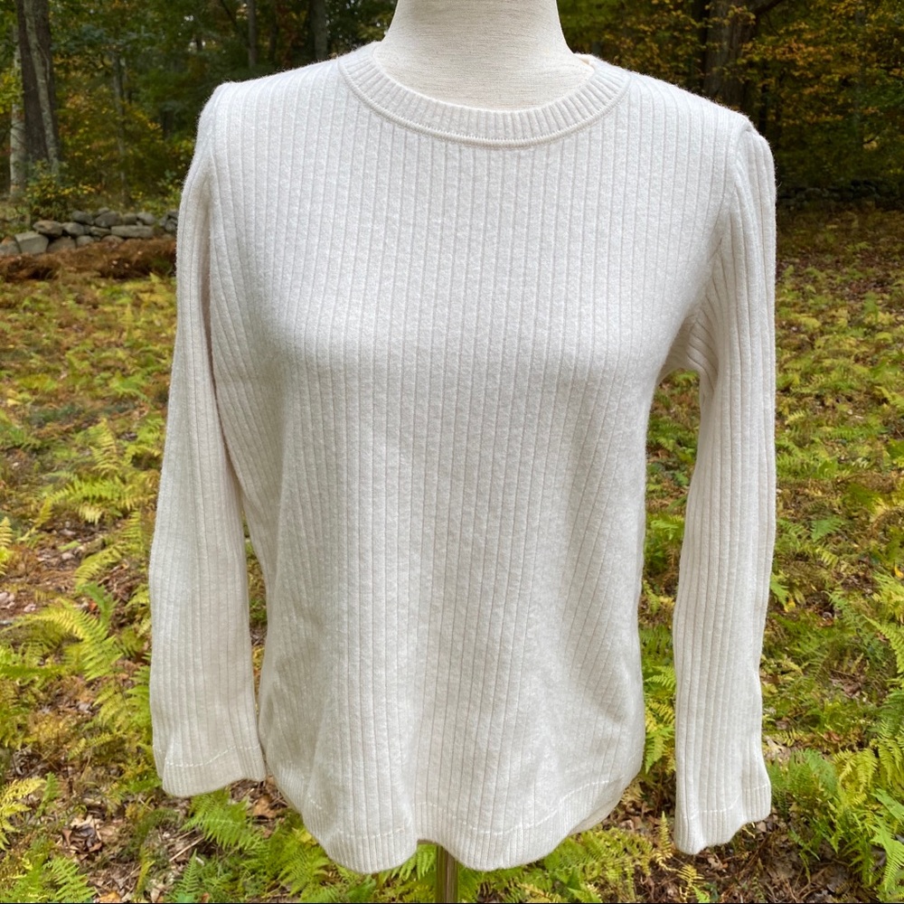 ST. JOHN SWEATER CREWNECK CREAM RIBBED LONG SLEEVE Size SMALL Boxy Fit